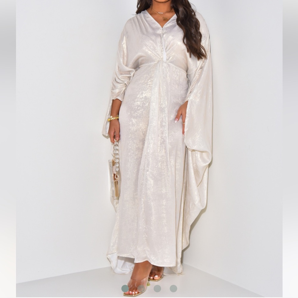 Pearl abaya